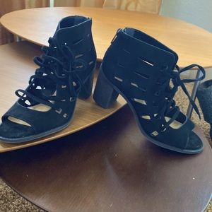 Vince Camuto black open toe laced up zipper  heel. Looks fantastic with jeans